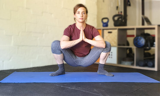 Lower back stretches - Deep squat